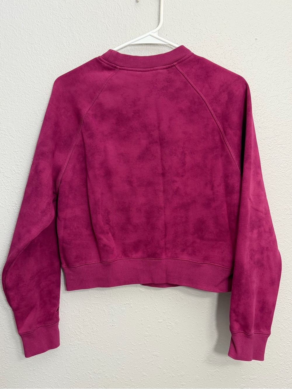 Fabletics Cozy Fleece Raglan Sweatshirt in Radiant Raspberry Smudge - Picture 5 of 5
